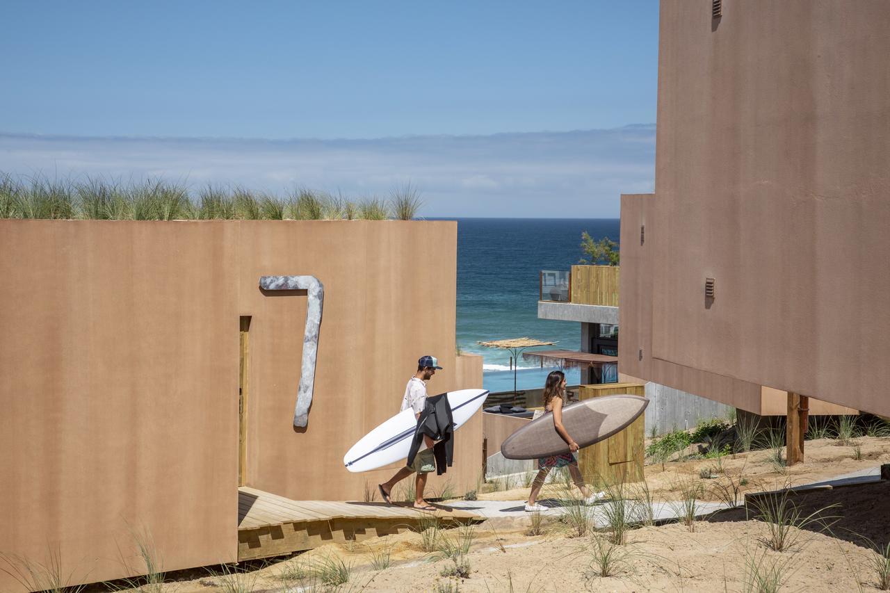 Noah Surf House Portugal Hotel Santa Cruz  Exterior photo