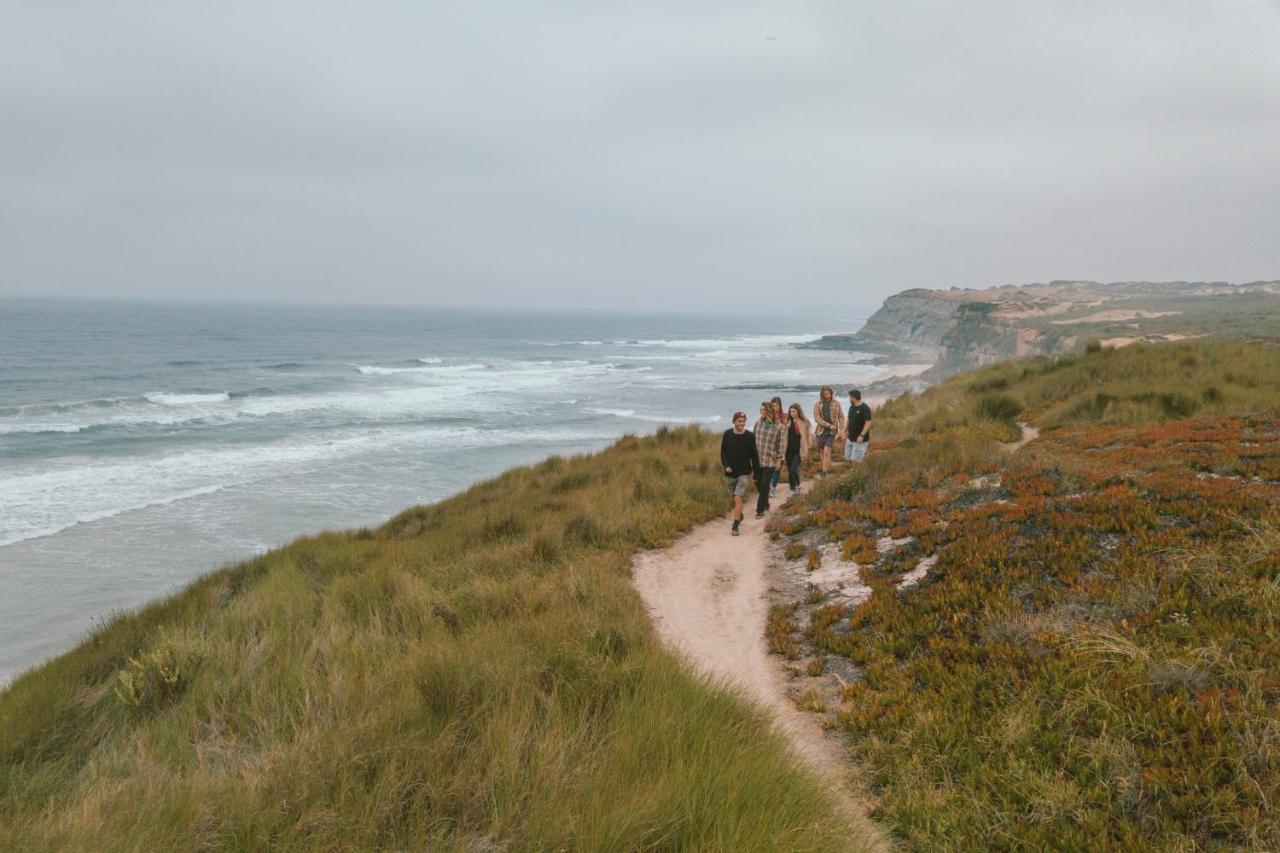 Noah Surf House Portugal Hotel Santa Cruz  Exterior photo